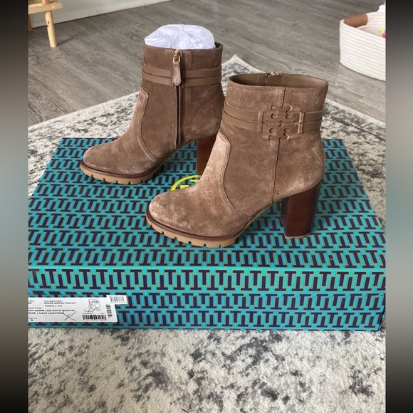 Tory Burch Leigh lug sole booties - Picture 2 of 7